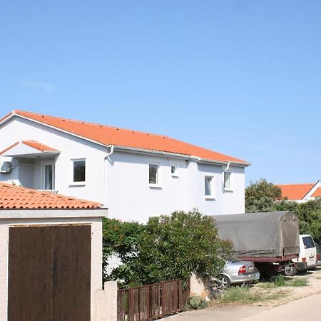 קולאן Apartments With A Parking Space Mandre, Pag - 6405 מראה חיצוני תמונה