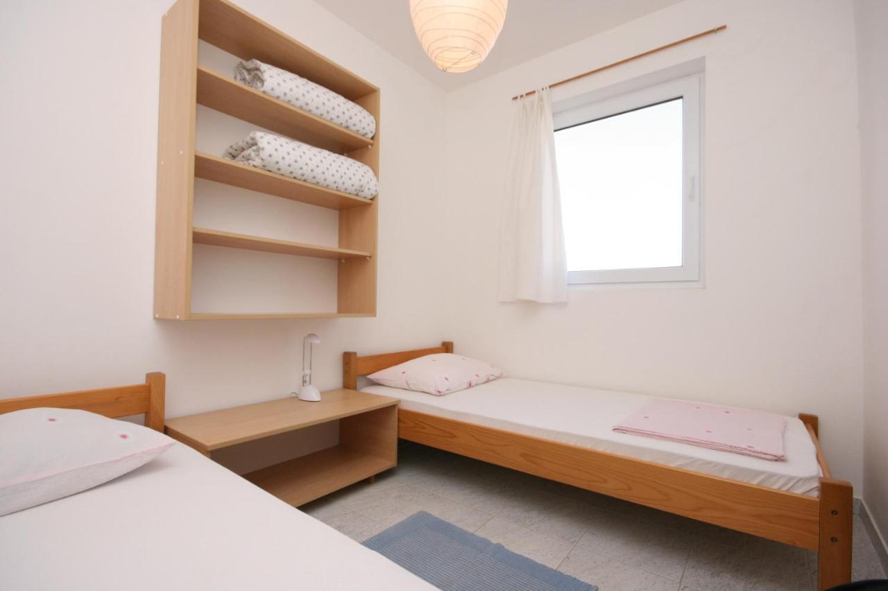 קולאן Apartments With A Parking Space Mandre, Pag - 6405 מראה חיצוני תמונה