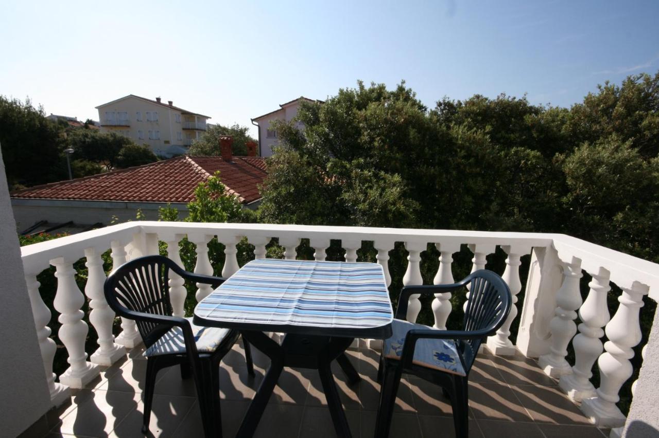 קולאן Apartments With A Parking Space Mandre, Pag - 6405 מראה חיצוני תמונה