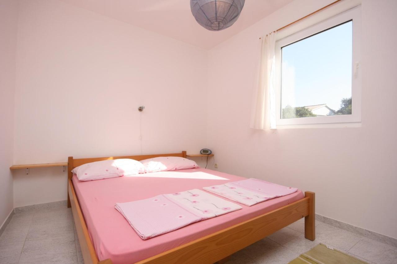 קולאן Apartments With A Parking Space Mandre, Pag - 6405 מראה חיצוני תמונה