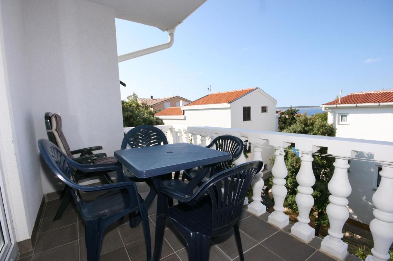 קולאן Apartments With A Parking Space Mandre, Pag - 6405 מראה חיצוני תמונה