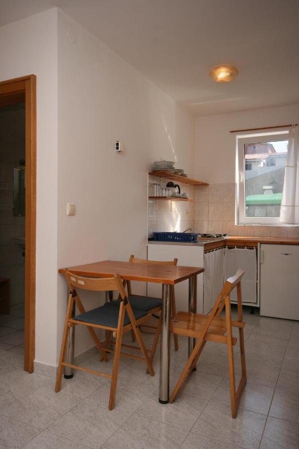 קולאן Apartments With A Parking Space Mandre, Pag - 6405 מראה חיצוני תמונה